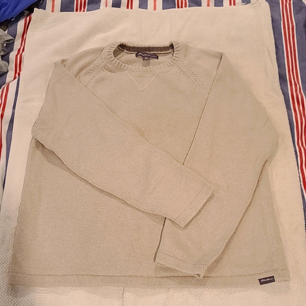 Men's Eddie Bauer crewneck sweater